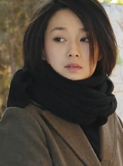 2008年《锁春记》饰演庄芷言