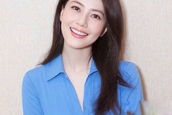 高圆圆为什么不生孩子 和赵又廷结婚很长时间了