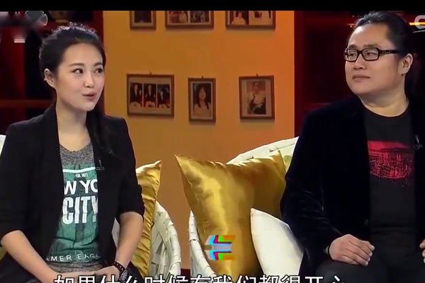 朱军老婆谭梅简历照片 离开央视是因为弦子案件