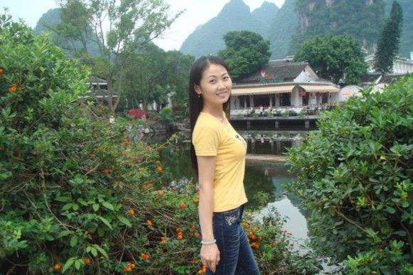 广西柳州莫菁为什么逃婚呢 骗婚被男子曝光了艳照